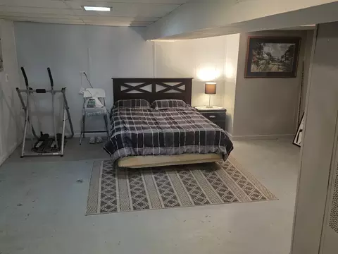 Bedroom - 2129 Ash St #G, Des Plaines, IL 60018 photo 7 of 7