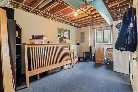 Bedroom - 1011 Ridgewood Ave, Mchenry, IL 60050 photo 10 of 10