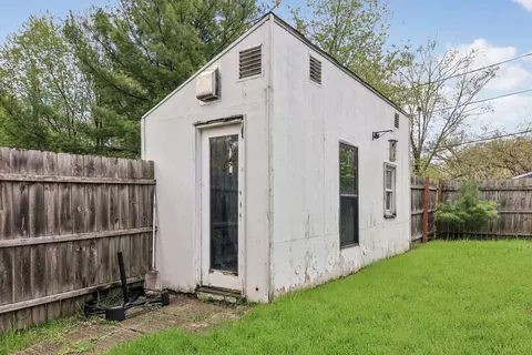 Other - 1011 Ridgewood Ave, Mchenry, IL 60050 photo 7 of 8