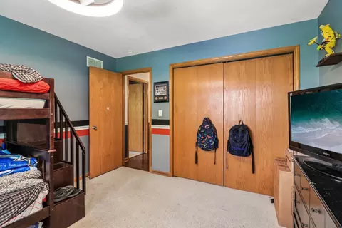 Other - 1011 Ridgewood Ave, Mchenry, IL 60050 photo 2 of 8