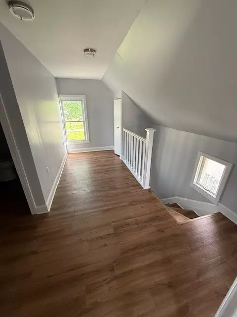 Entry Way - 209 E Farnham St, Sheffield, IL 61361 photo 1 of 2
