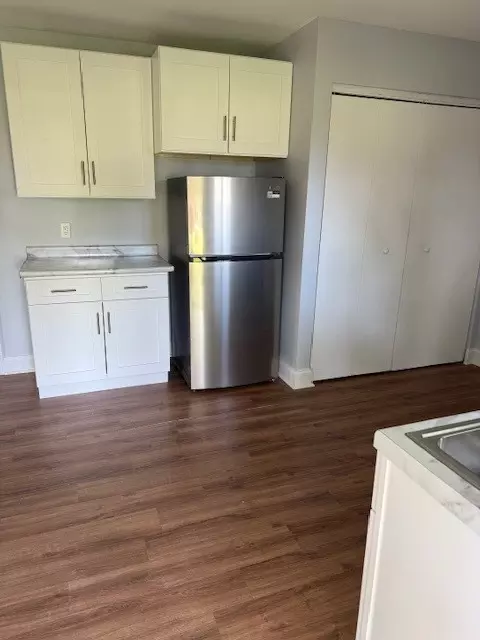 Kitchen - 209 E Farnham St, Sheffield, IL 61361 photo 2 of 2