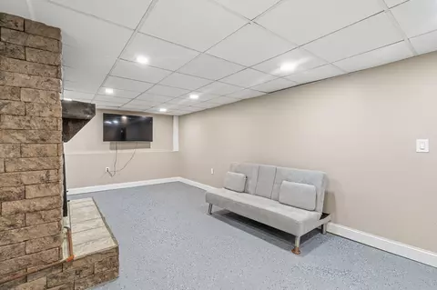 Living - 512 Chaney St, Crest Hill, IL 60403 photo 3 of 3