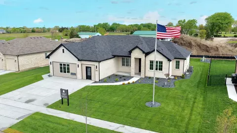 1083 Kinley Dr, New Lenox, IL 60451