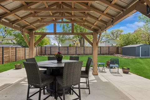 Exterior - 385 Lafayette Ln, Hoffman Estates, IL 60169 photo 1 of 3