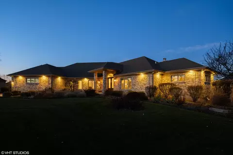 Exterior - 25860 Prairie Hill Ln, Plainfield, IL 60585 photo 3 of 19