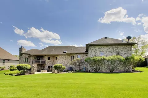 Exterior - 25860 Prairie Hill Ln, Plainfield, IL 60585 photo 15 of 19