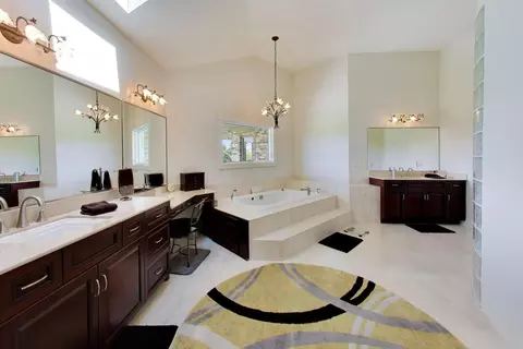 Bath - 25860 Prairie Hill Ln, Plainfield, IL 60585 photo 10 of 14