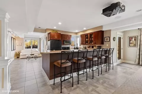 Kitchen - 25860 Prairie Hill Ln, Plainfield, IL 60585 photo 4 of 6