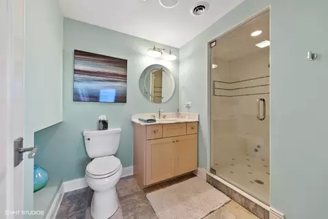 Bath - 25860 Prairie Hill Ln, Plainfield, IL 60585 photo 7 of 14