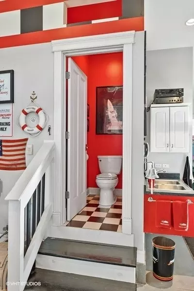 Bath - 25860 Prairie Hill Ln, Plainfield, IL 60585 photo 9 of 14