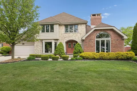 8692 Flint Ln, Orland Park, IL 60462