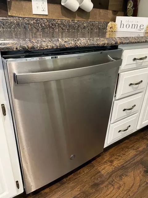 Kitchen - 1608 Chevy Chase Dr, Champaign, IL 61821 photo 8 of 9