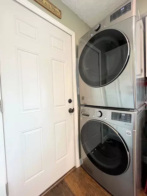 Other - 1608 Chevy Chase Dr, Champaign, IL 61821 photo 5 of 14