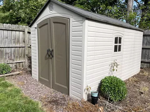 Exterior - 1608 Chevy Chase Dr, Champaign, IL 61821 photo 11 of 16