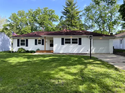 Exterior - 1608 Chevy Chase Dr, Champaign, IL 61821 photo 2 of 16