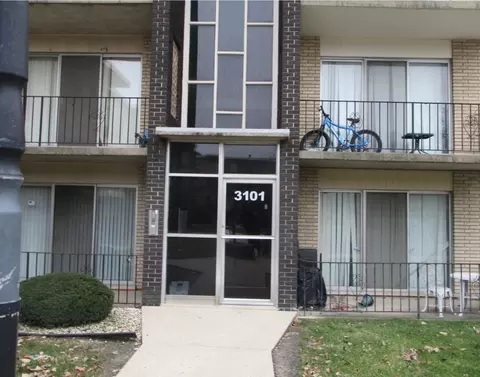 3101 Bernice Rd #4, Lansing, IL 60438