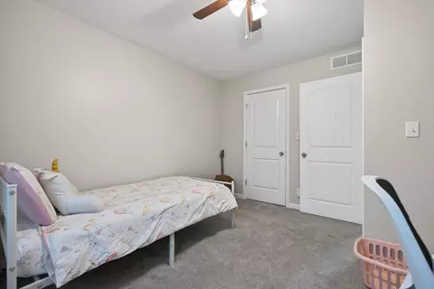 Bedroom - 8 Ivey Ct, Bloomington, IL 61701 photo 4 of 7