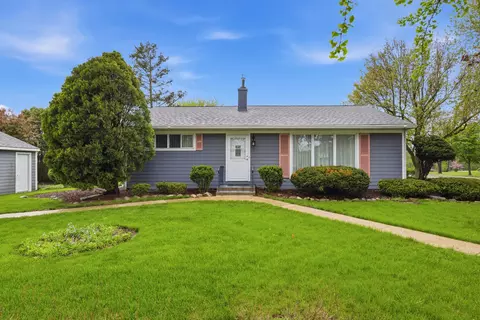 Exterior - 1844 Lemar Ave, Evanston, IL 60201 photo 2 of 5