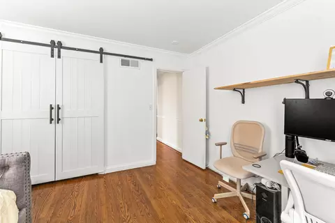 Other - 219 E Sheridan Rd, Lake Bluff, IL 60044 photo 5 of 6