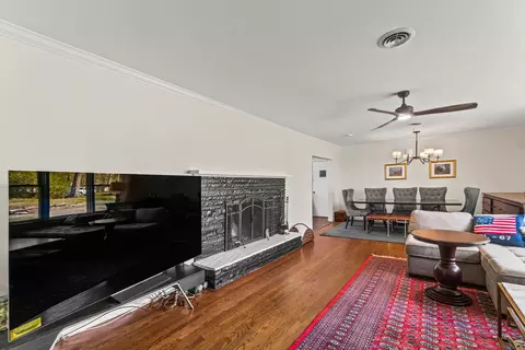 Other - 219 E Sheridan Rd, Lake Bluff, IL 60044 photo 2 of 6