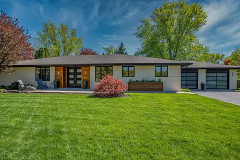 480 Nebraska B Ct, Frankfort, IL 60423