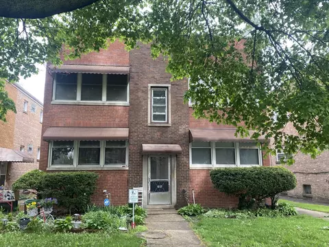 8227 Keating Ave #1B, Skokie, IL 60076