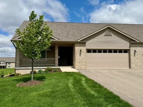 732 Keller Dr, Dixon, IL 61021