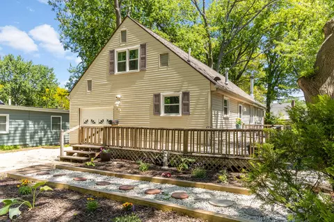 910 Foley Ave, Champaign, IL 61820