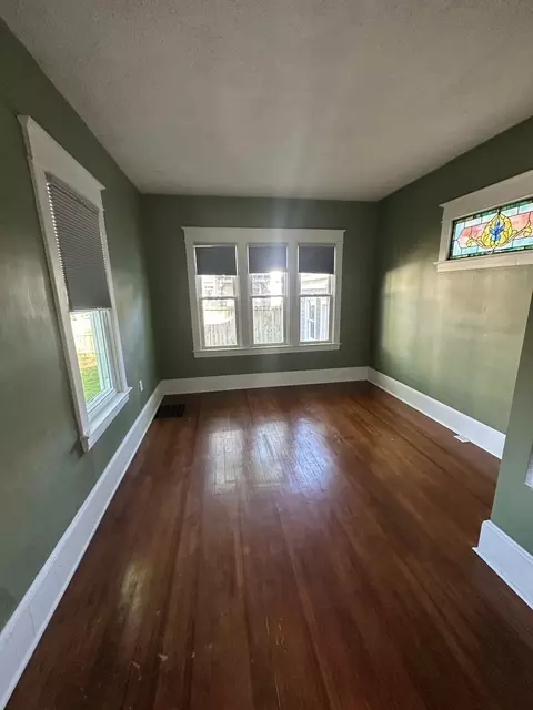 Living - 1307 S Main St, Bloomington, IL 61701 photo 5 of 5