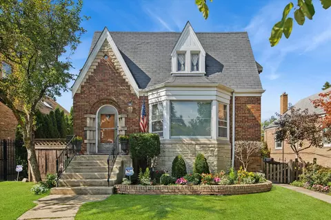 4252 N Parkside Ave, Chicago, IL 60634