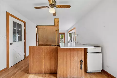 Kitchen - 709 Regner Rd, Mchenry, IL 60051 photo 2 of 6