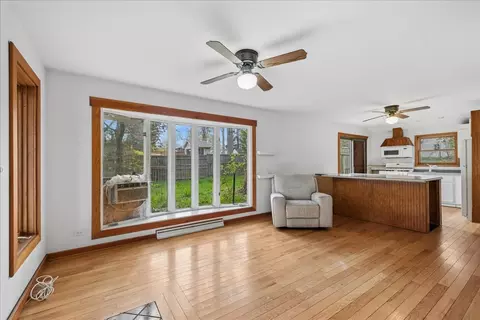 Living - 709 Regner Rd, Mchenry, IL 60051 photo 3 of 3