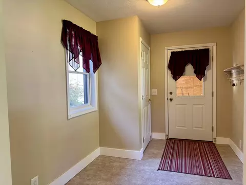 504 E Murray St, Sesser, IL 62884 photo 24