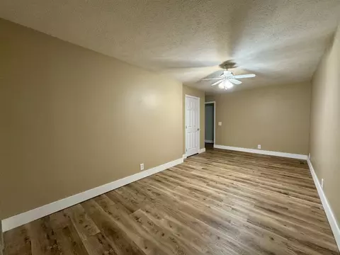 504 E Murray St, Sesser, IL 62884 photo 37