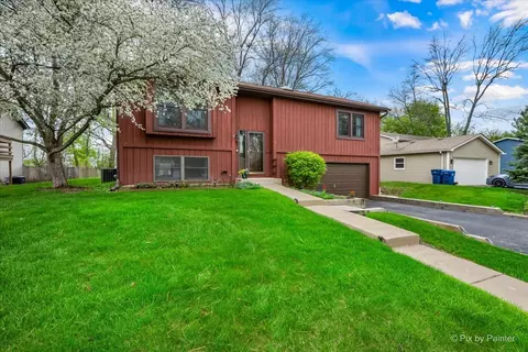 26 Sheehan Dr, Lake Villa, IL 60046