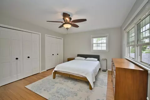Bedroom - 2 S510 Seneca Dr, Wheaton, IL 60189 photo 12 of 12