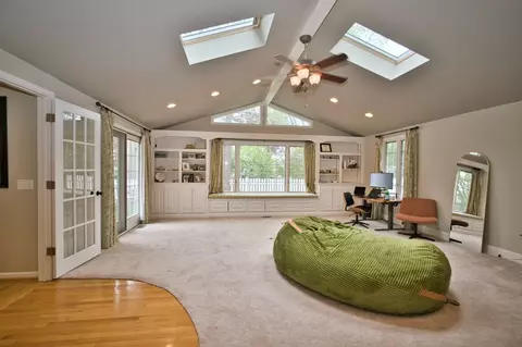 Other - 2 S510 Seneca Dr, Wheaton, IL 60189 photo 1 of 17
