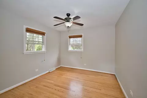 Bedroom - 2 S510 Seneca Dr, Wheaton, IL 60189 photo 7 of 12