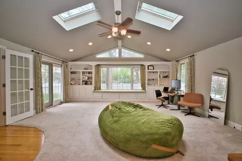 Other - 2 S510 Seneca Dr, Wheaton, IL 60189 photo 2 of 17