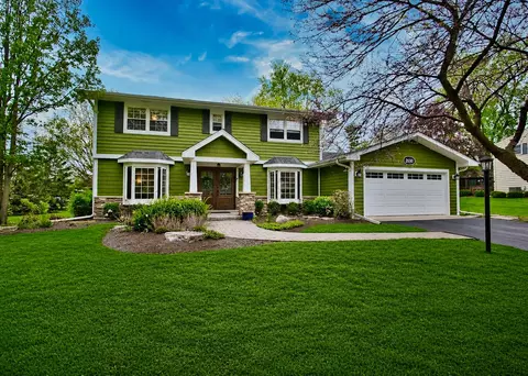 2 S510 Seneca Dr, Wheaton, IL 60189