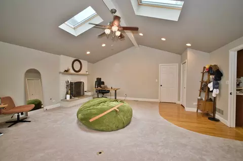 Other - 2 S510 Seneca Dr, Wheaton, IL 60189 photo 4 of 17