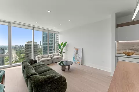 Living - 363 E Wacker Dr #2905, Chicago, IL 60601 photo 2 of 3