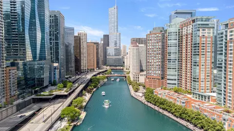 View/Area - 363 E Wacker Dr #2905, Chicago, IL 60601 photo 3 of 6