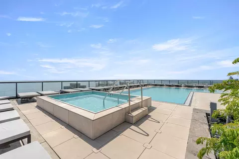 Exterior - 363 E Wacker Dr #2905, Chicago, IL 60601 photo 4 of 5