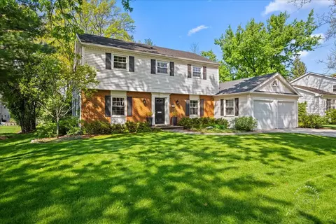 1209 N Loomis St, Naperville, IL 60563