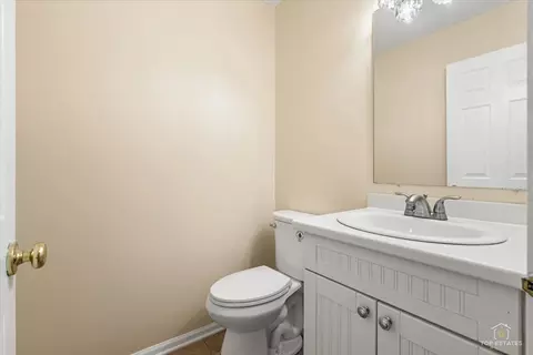 Other - 7 Eagle Ct, Streamwood, IL 60107 photo 2 of 8