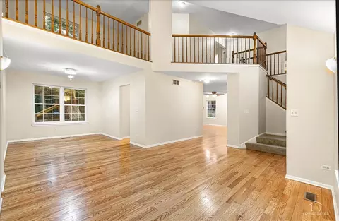 Living - 7 Eagle Ct, Streamwood, IL 60107 photo 3 of 7