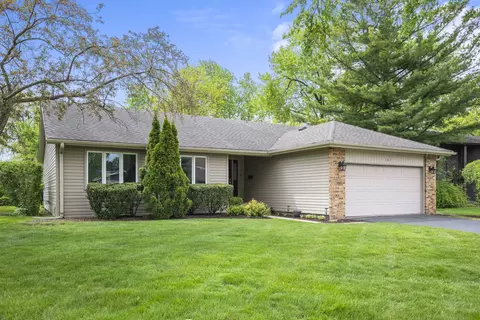 107 E Home Ave, Palatine, IL 60067
