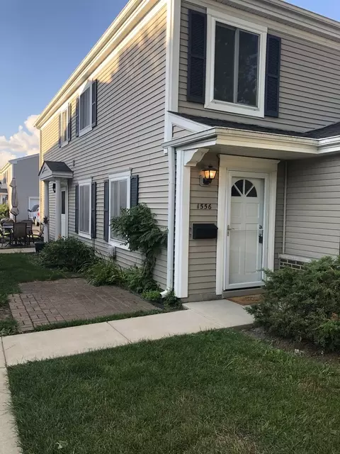 1556 Quaker Ln #174B, Prospect Heights, IL 60070